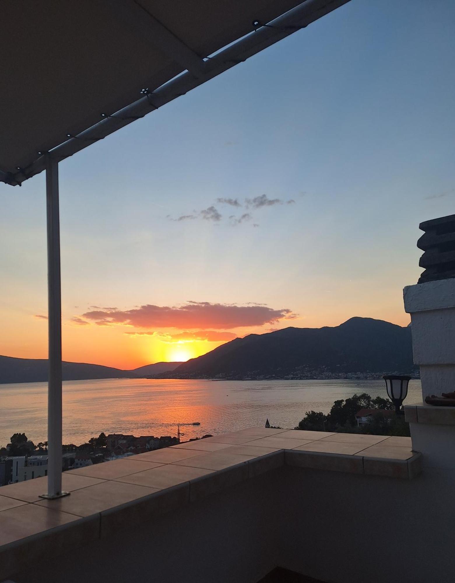 Adriabay Studio Tivat Extérieur photo